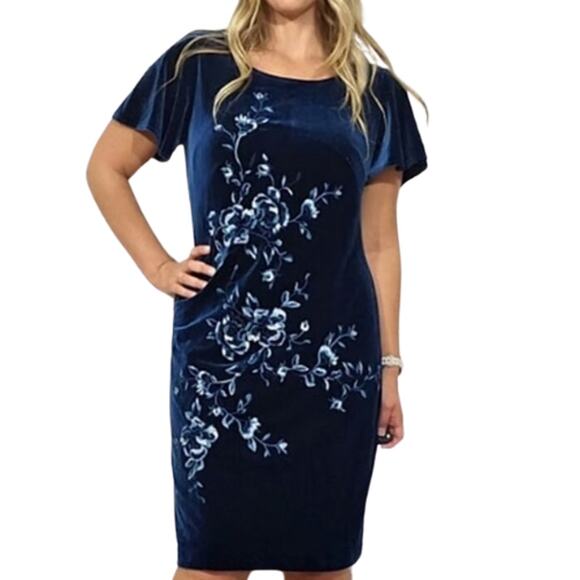 White House Black Market Dresses & Skirts - WHBM Blue Velvet Flutter Sleeve Embroidered Floral Dress EUC Size Small
